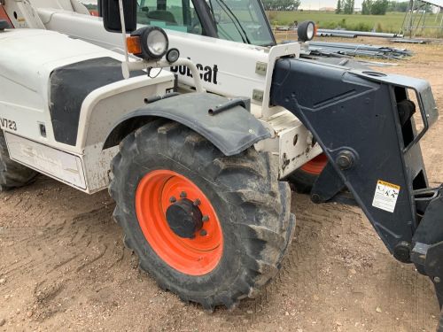 2010-bobcat-v723-telehandler product